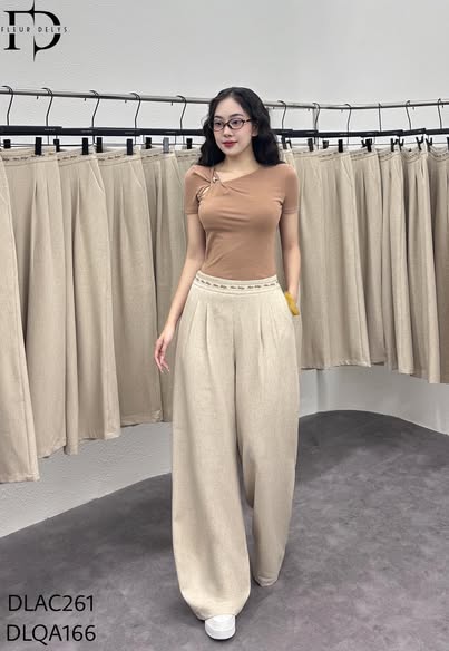 Áo Thun Cổ Lệch Gập Ly - Nâu (AC261)