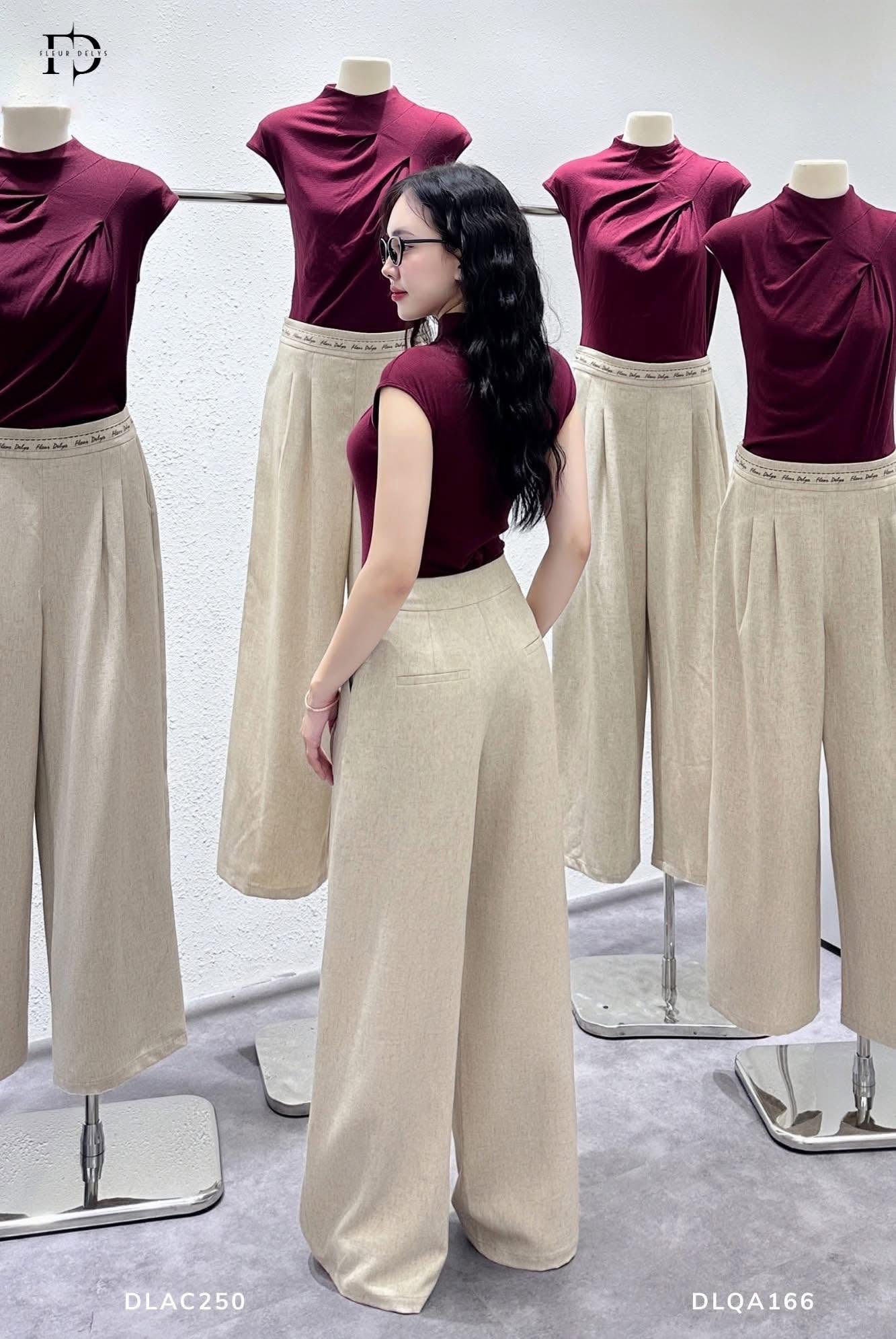 Quần Thêu Chữ Fleur Delys Khóa Sườn - Be-(DLQA166)