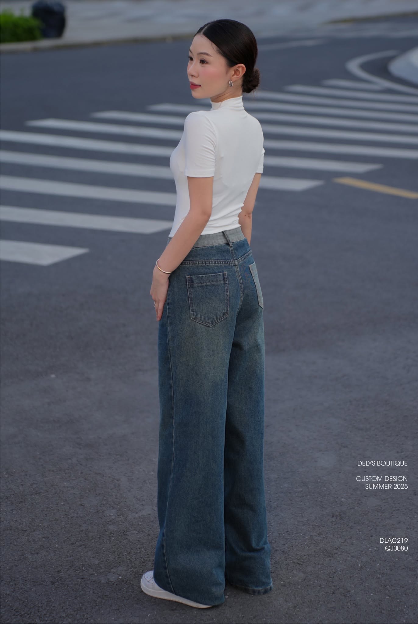 Áo Croptop Xẻ Ngực - Trắng -(AC219)
