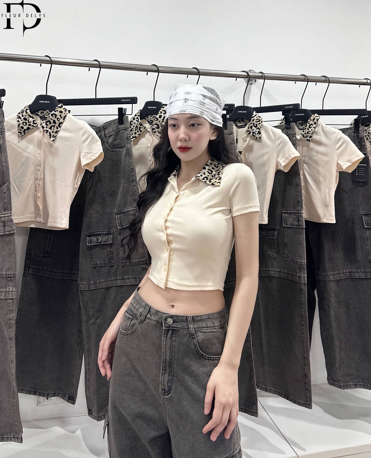 Áo Croptop Ngắn Tay Cổ Da Beo - Be (AC235)