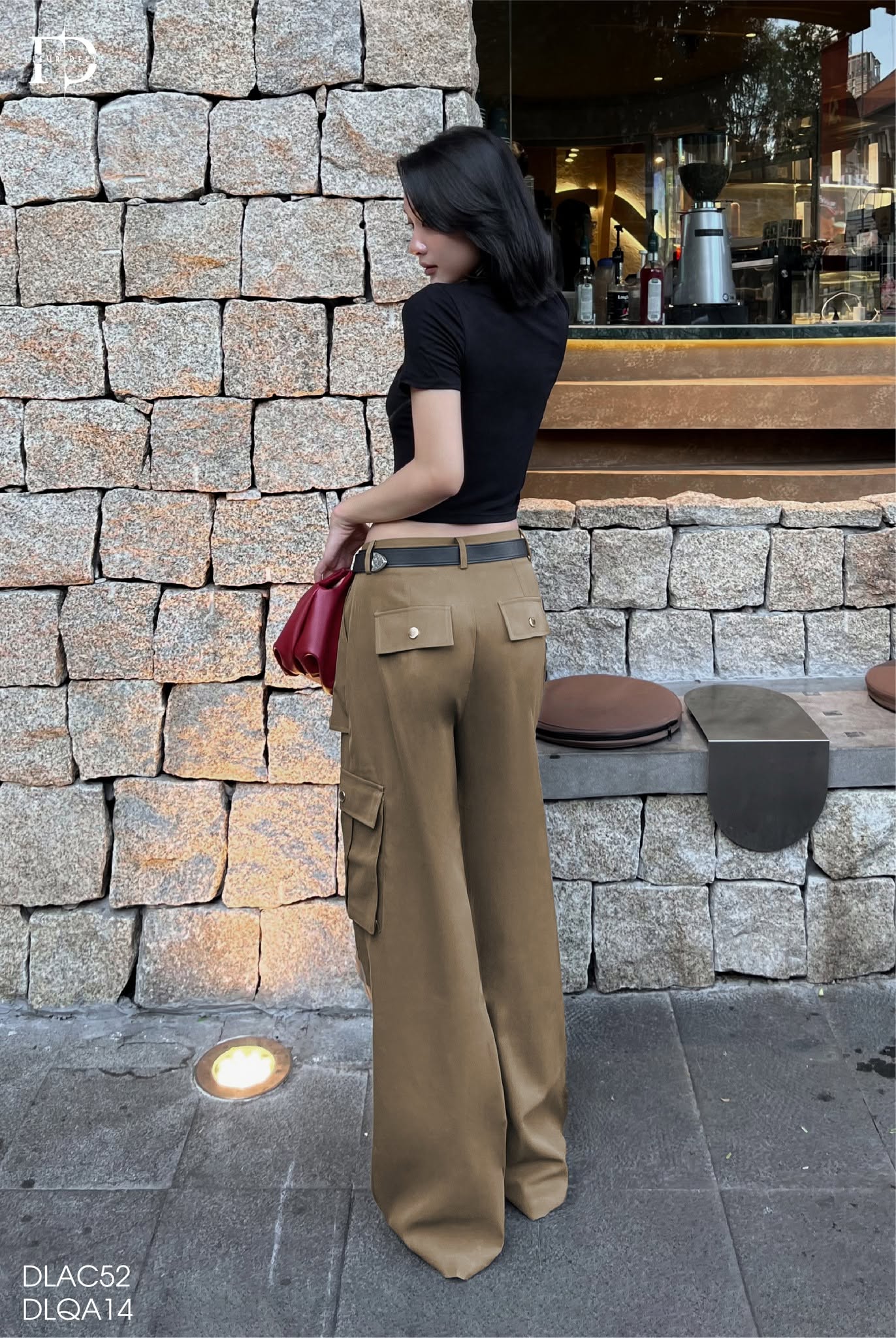Áo Cổ U Phối Gân Da - Đen (AC52)