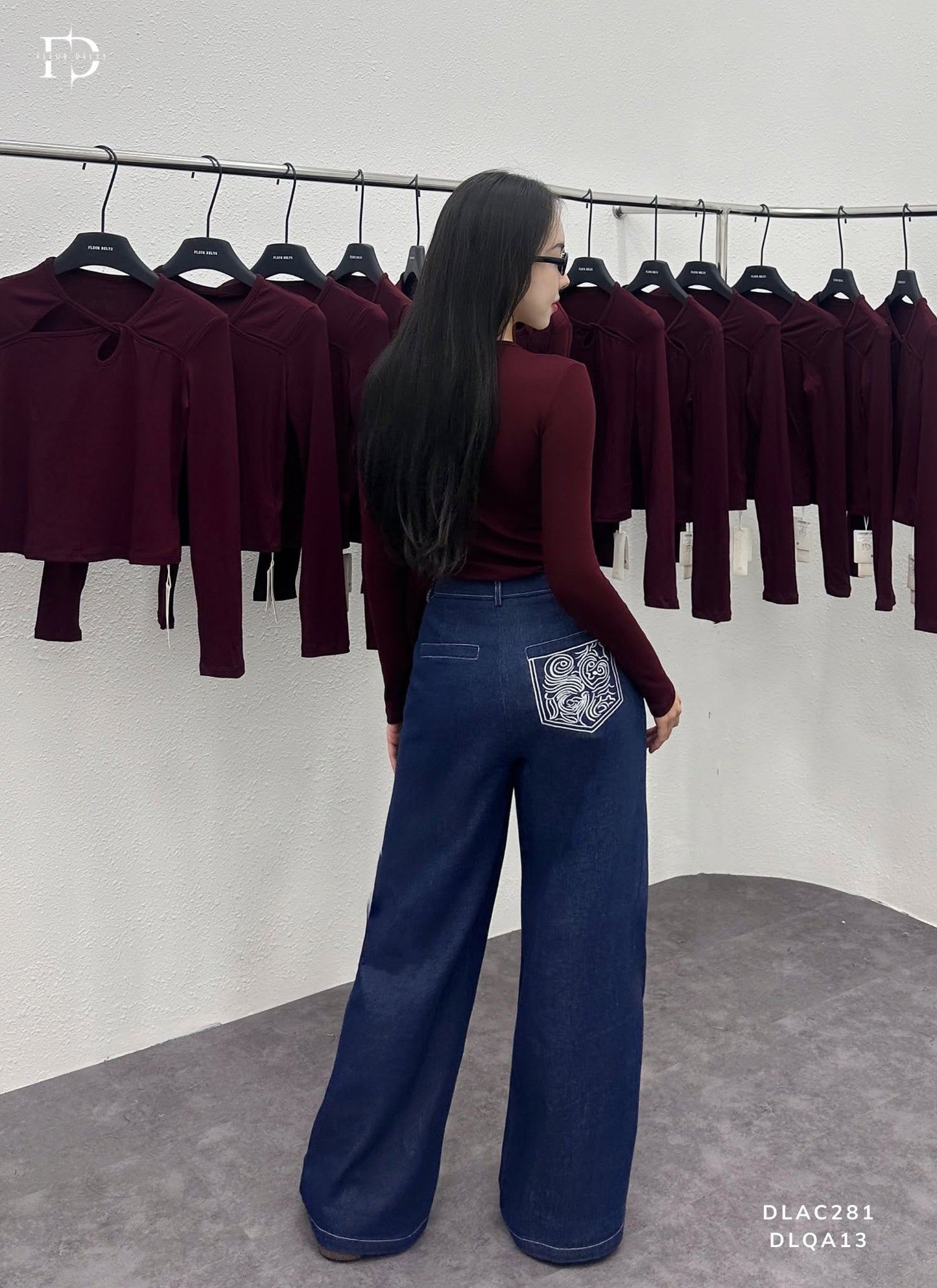 Áo Thun Zip Xoắn Cổ - Đỏ (AC281)