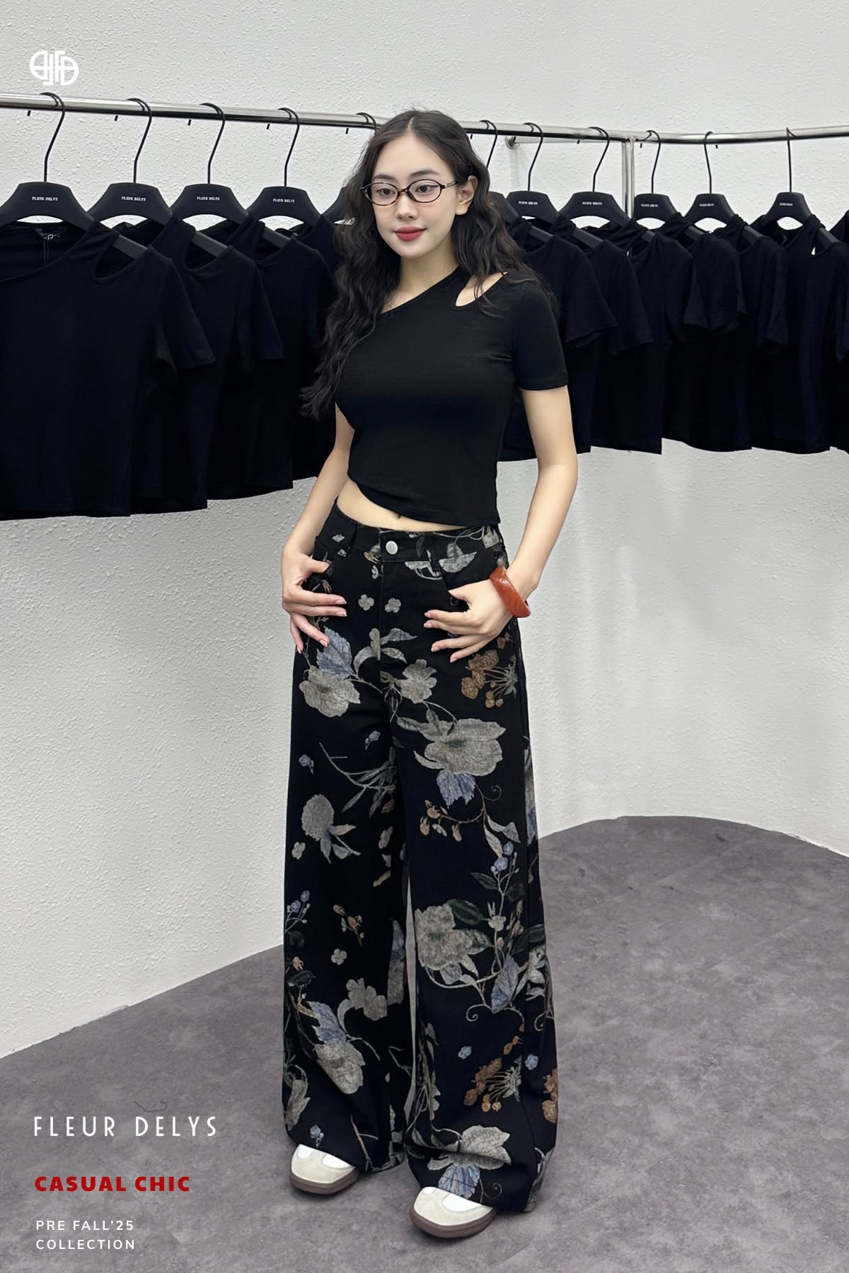 Quần Jean Họa Tiết Hoa - DLQJ91