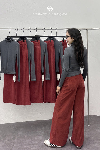 Ribbed Trim T-shirt