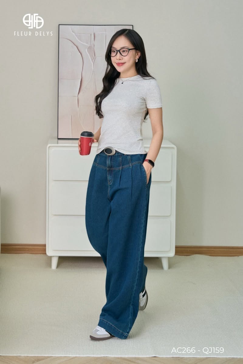 Áo thun kết hợp quần jean ( AC266-QJ159)