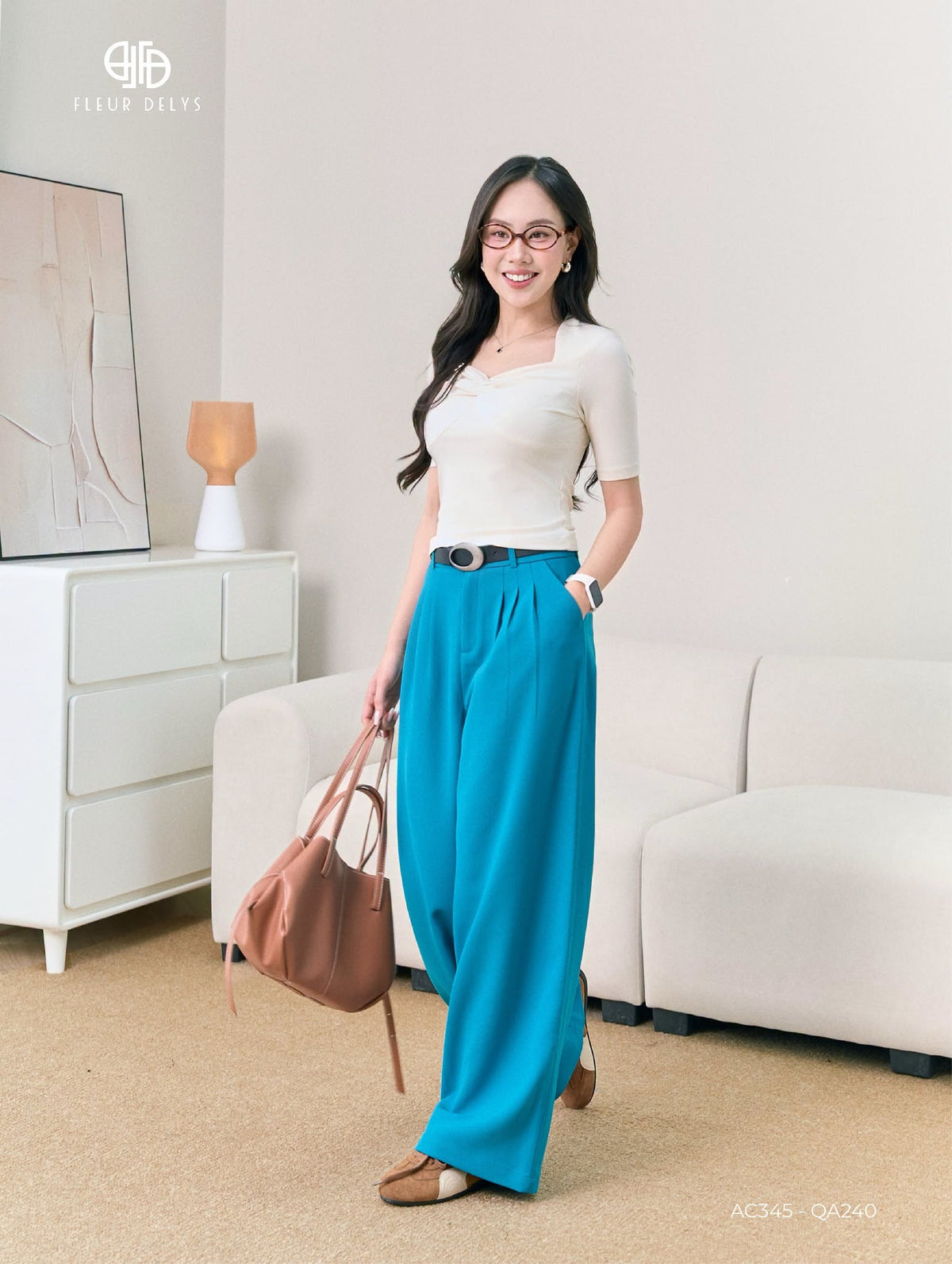 Áo Zip Xoắn Ngực Tay Lỡ -ĐEN (AC345+ QA241)