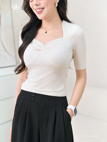 Áo Zip Xoắn Ngực Tay Lỡ Kem (ac345+QA253)