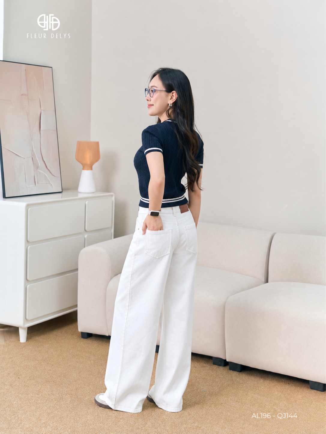 Áo Len Cổ Tròn Phối Kẻ Trắng - Xanh than (AL196+QJ144)