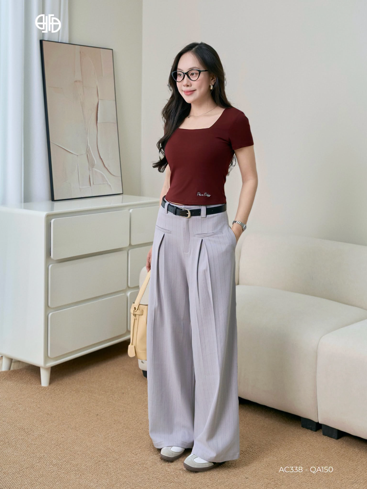 Áo thun cổ vuông thanh lịch (AC338)