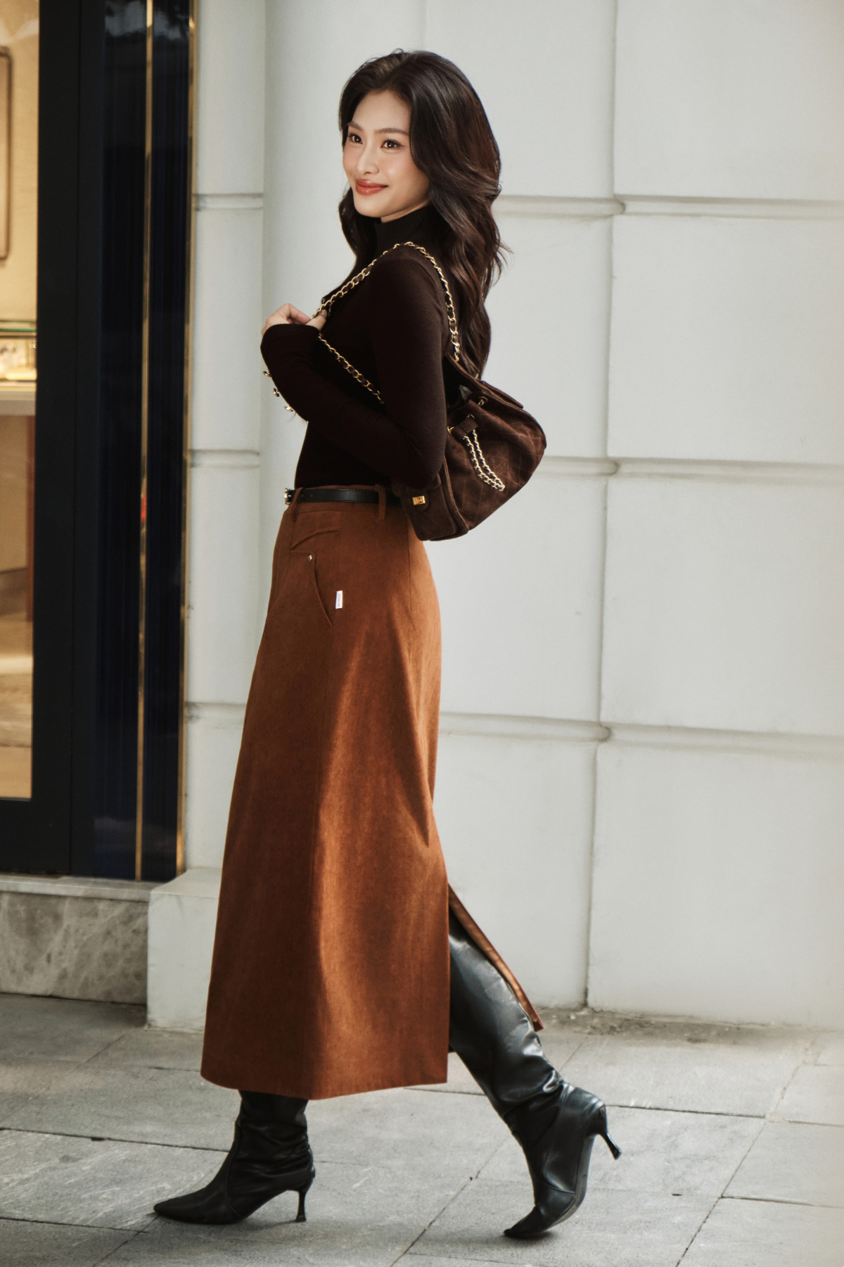 Chân Váy Nhung Đinh Tán - Fleur Delys