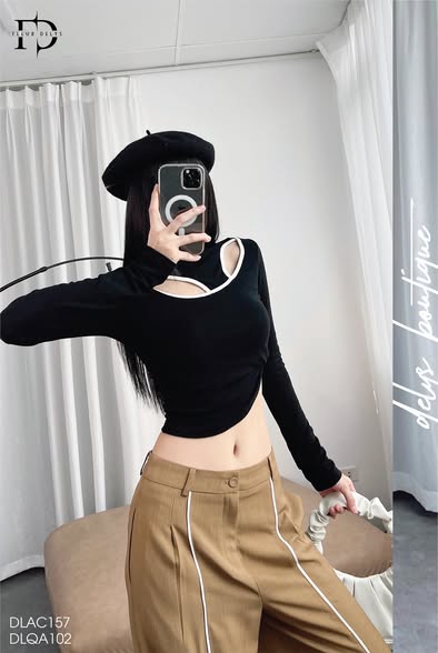 Áo Khoét Lỗ Viền Trắng - Đen (AC157)
