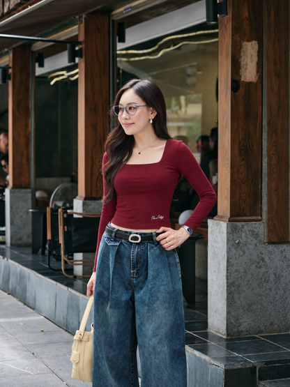 Áo Cổ Vuông Dài Tay Thêu Gấu - Đỏ Đô (AC349+QJ143)