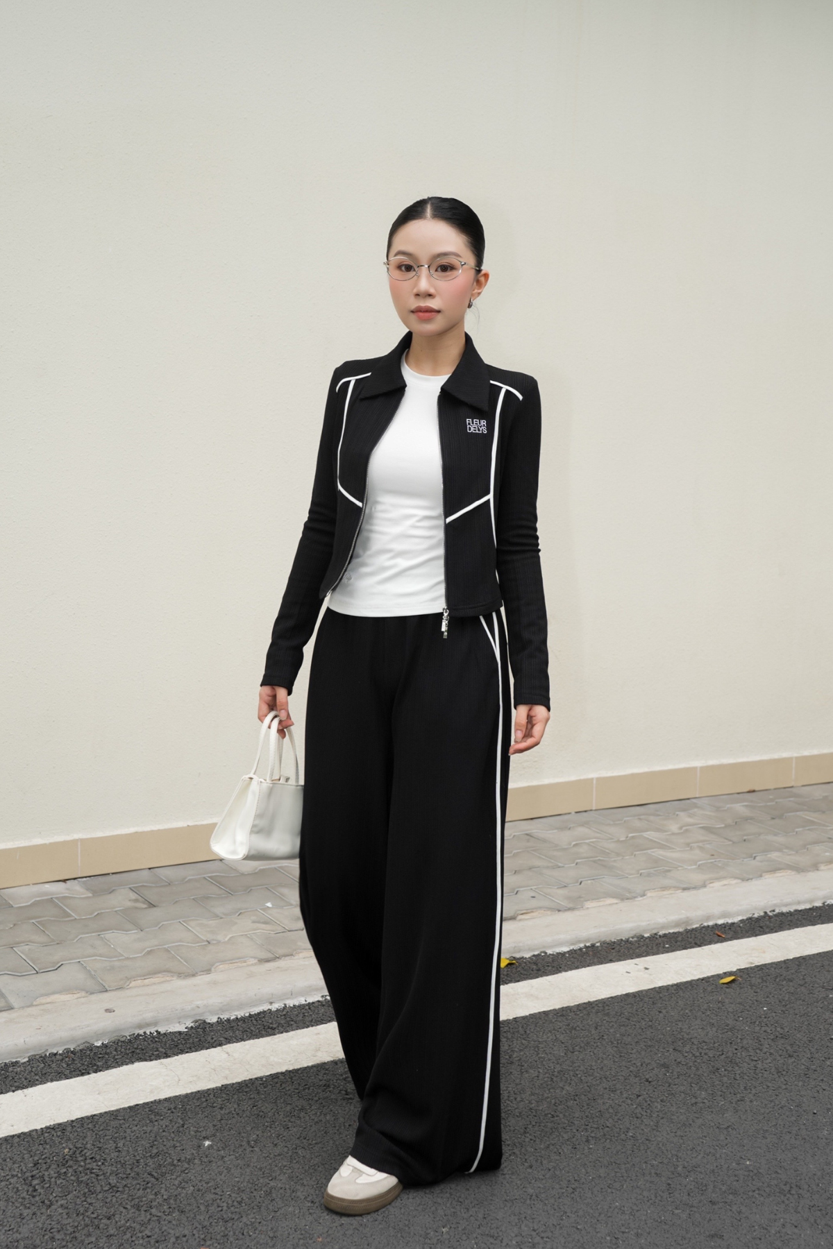 Set Thun Gân Viền Trắng - Đen- (DL25TBO190)