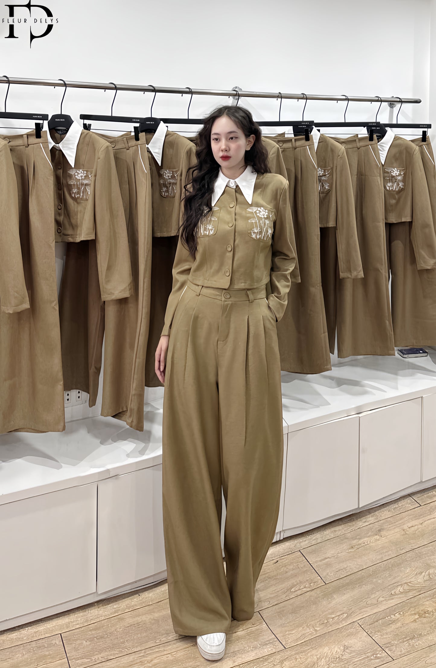 Set Vest Thêu Túi Hoa - Nâu -(BO88)